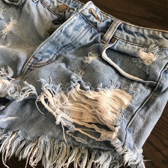 SIGNATURE 8 SHORTS DENIM DISTRESSED WOMEN - S8210 - Picture 7 of 8
